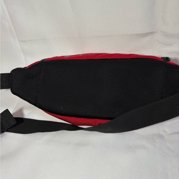 NIKE JORDAN Red Waist Bag RED 0092-R78 Fanny Bag Belt Bag - Picture 3 of 7